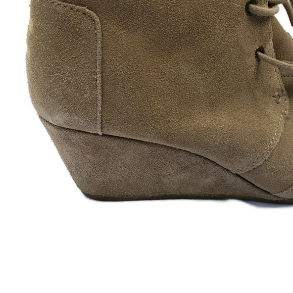Toms Kala Desert Wedge Suede Booties Size 10 - Picture 4 of 15